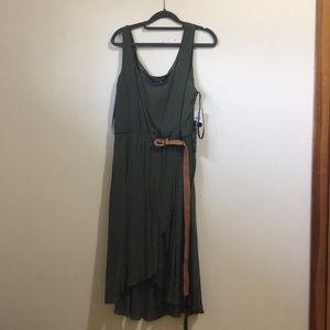 Sleeveless dress